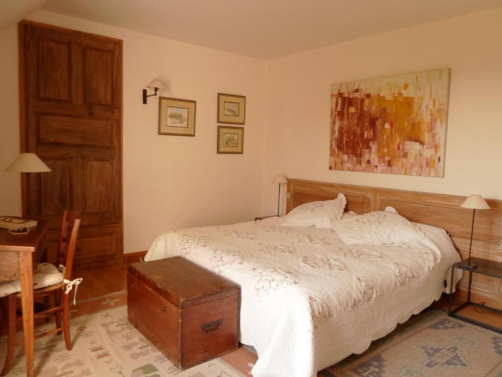 Chambres D'Hotes Du Hameau Les Brunes Bozouls Room photo
