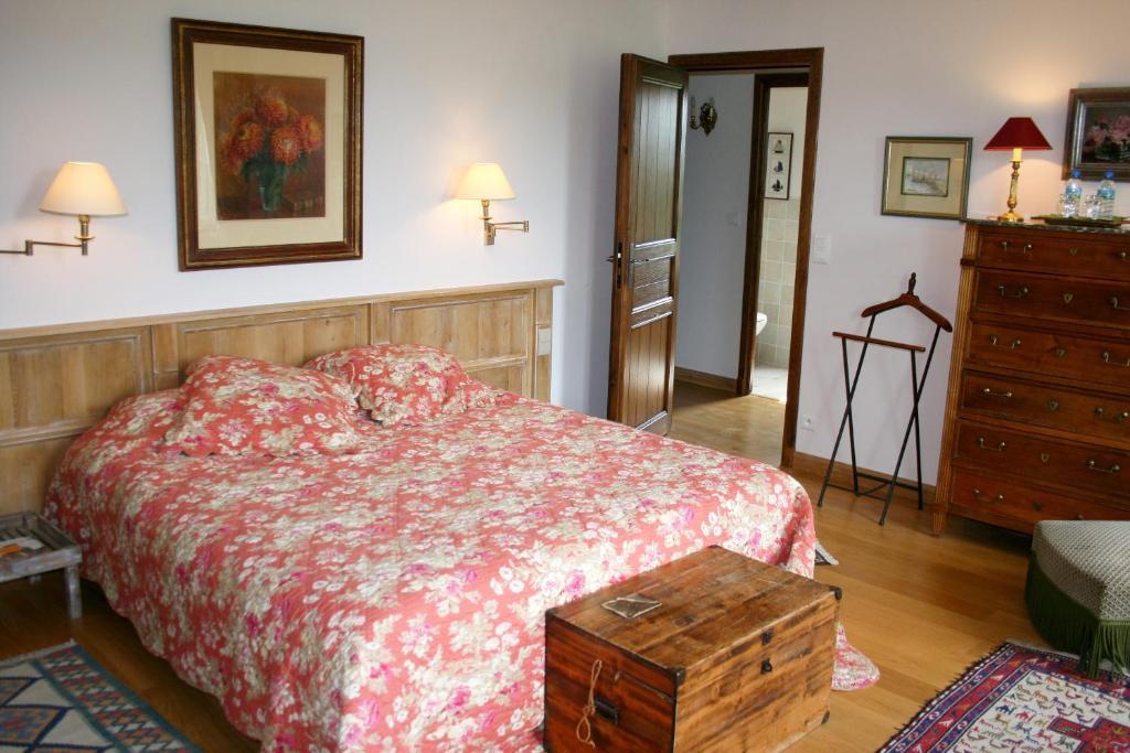 Chambres D'Hotes Du Hameau Les Brunes Bozouls Room photo